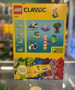 Alternative view of LEGO Classic Creative Building Bricks 11016