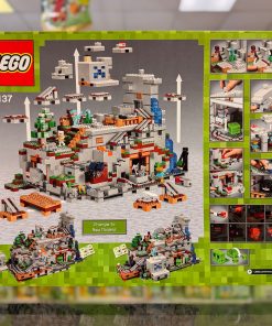 LEGO Minecraft The Mountain Cave 21137 sealed box, view 2