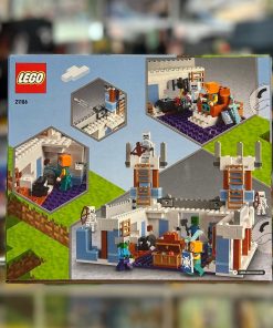 LEGO Minecraft The Ice Castle 21186 – photo 2