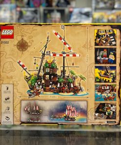 LEGO Ideas Pirates of Barracuda Bay 21322 sealed box, view 2