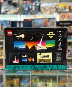 LEGO Ideas Tales of the Space Age 21340 – photo 2