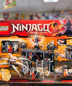 Alternative view of LEGO NINJAGO Garmadon's Dark Fortress 2505