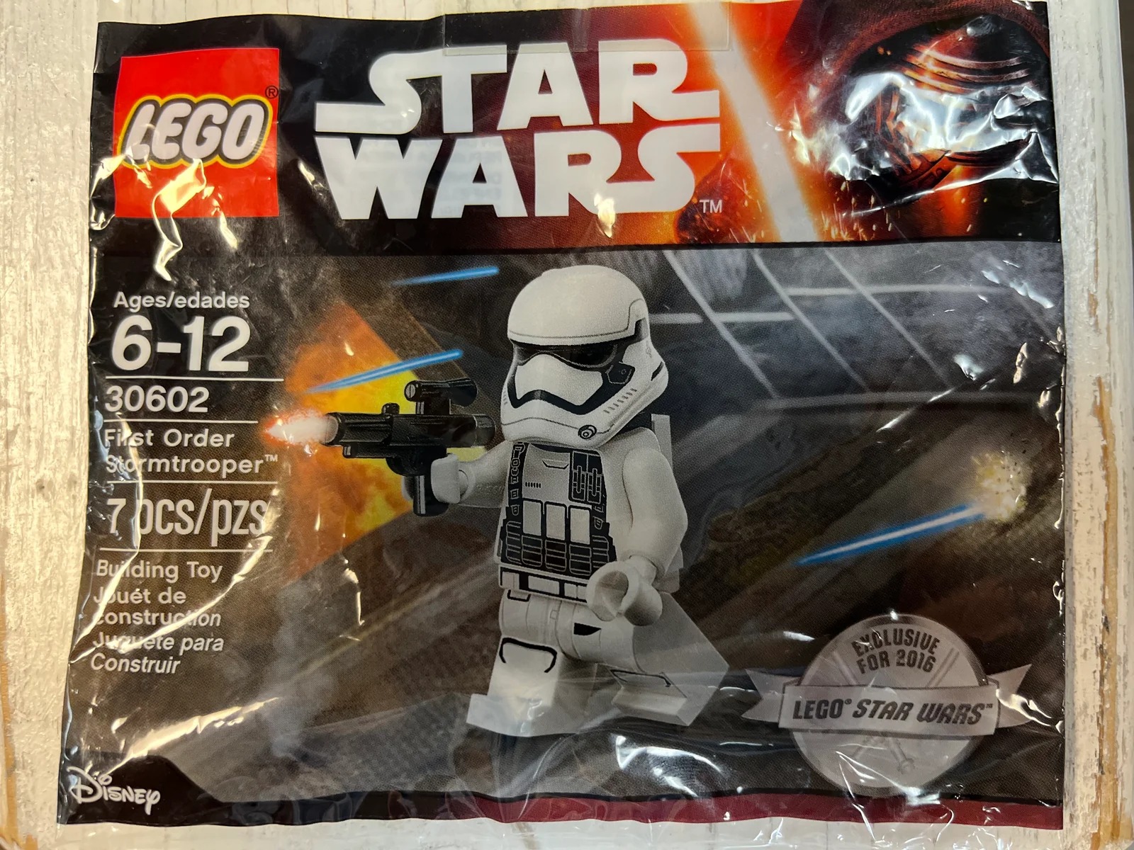LEGO Star Wars First Order Stormtrooper Polybag 30602 1 LEGO Star Wars First Order Stormtrooper Polybag 30602