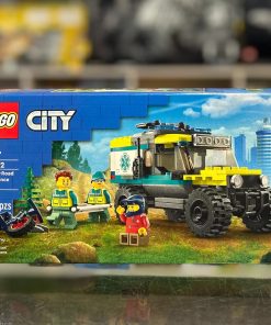 LEGO City 4x4 Off-Road Ambulance Rescue 40582