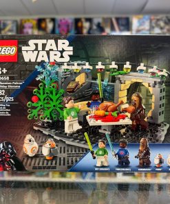 LEGO Star Wars Millennium Falcon Holiday Diorama 40658