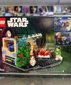 Alternative view of LEGO Star Wars Millennium Falcon Holiday Diorama 40658
