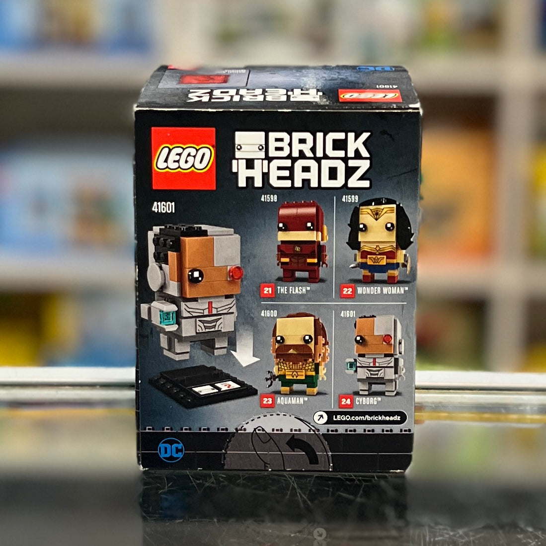 LEGO BrickHeadz Cyborg 41601 2 LEGO BrickHeadz Cyborg 41601 – photo 2