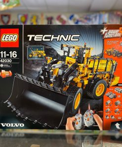 LEGO Technic Volvo L350F Wheel Loader 42030