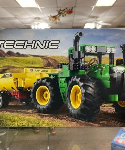 LEGO Technic John Deere 9620R 4WD Tractor 42136