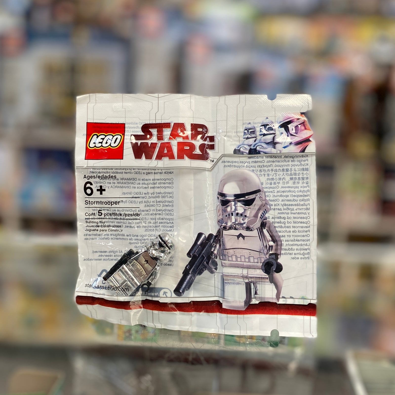 LEGO Star Wars Chrome Stormtrooper Polybag 4591726 1 LEGO Star Wars Chrome Stormtrooper Polybag 4591726
