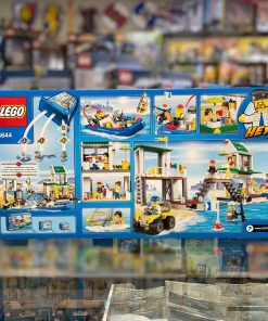 Alternative view of LEGO City Marina 4644