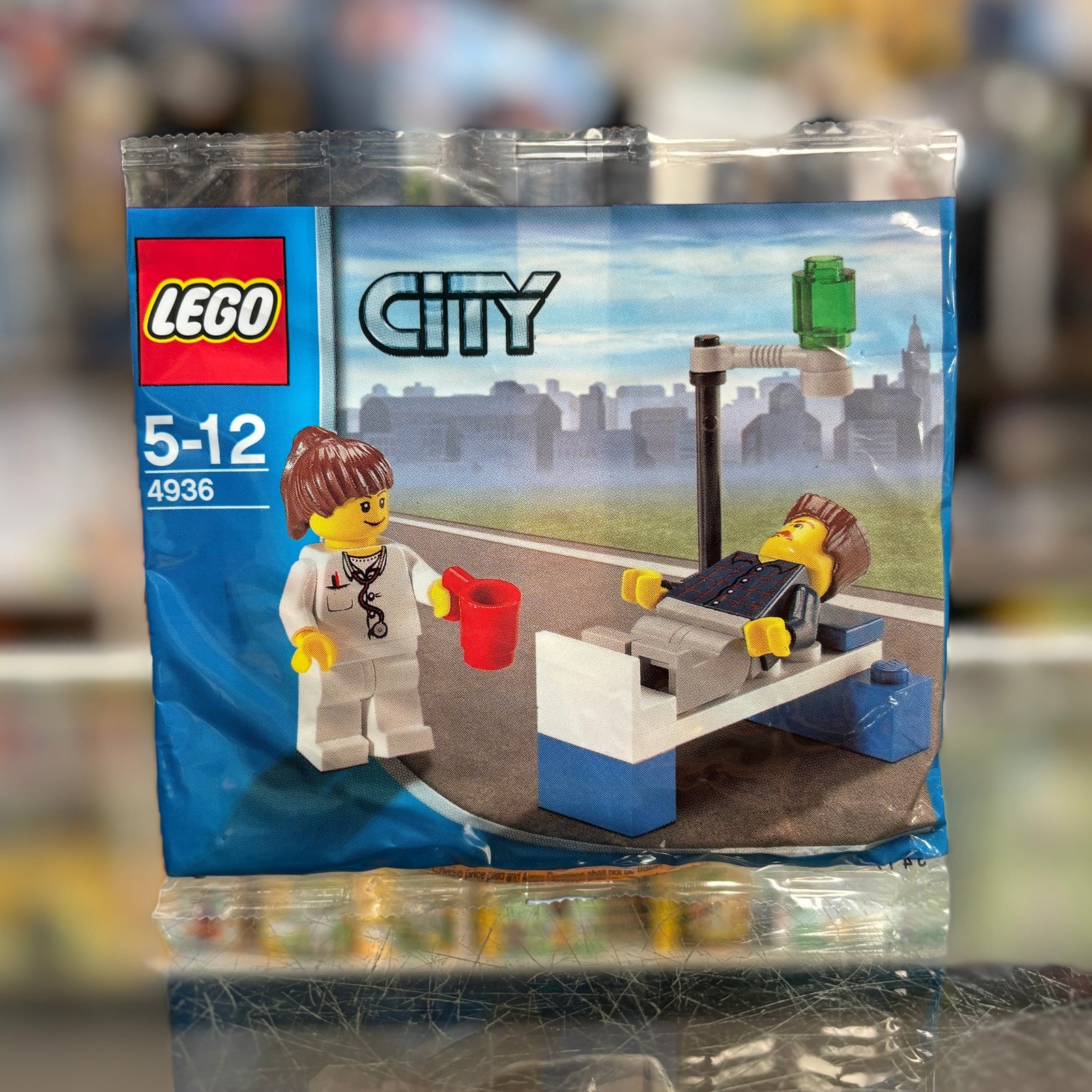LEGO City Doc & Patient Polybag 4936 1 LEGO City Doc & Patient Polybag 4936