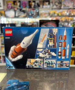 Alternative view of LEGO City Rocket Launch Center 60351