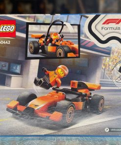 LEGO City F1 Driver with McLaren Race Car 60442 – photo 2