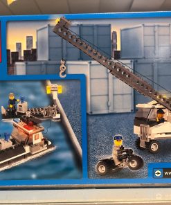 Alternative view of LEGO World City Armored Car Action 7033