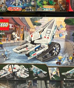 Alternative view of LEGO NINJAGO Ice Tank 70616