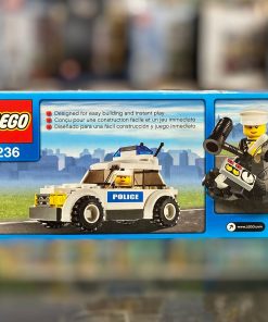 Alternative view of LEGO City Police Car 7236