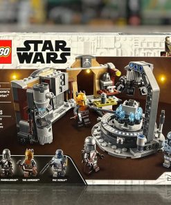 LEGO Star Wars The Armorer's Mandalorian Forge 75319