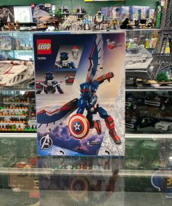 Alternative view of LEGO Marvel New Captain America Construction Figure 76296