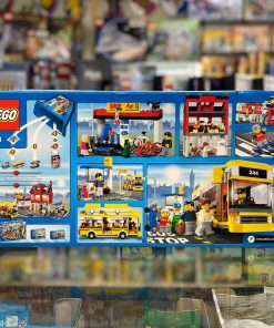 Alternative view of LEGO City Corner 7641